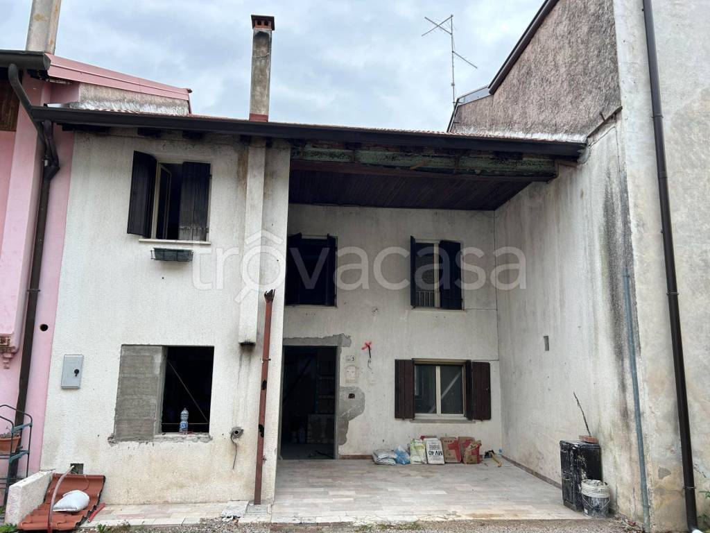 casa indipendente in vendita a Mortegliano