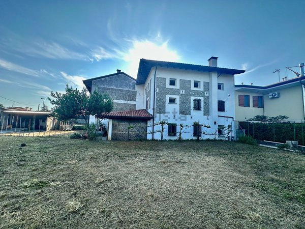 casa indipendente in vendita a Mortegliano