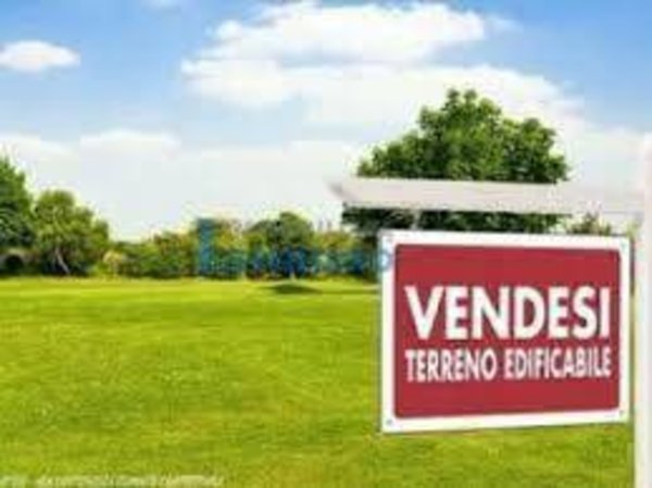 terreno edificabile in vendita a Mortegliano in zona Lavariano
