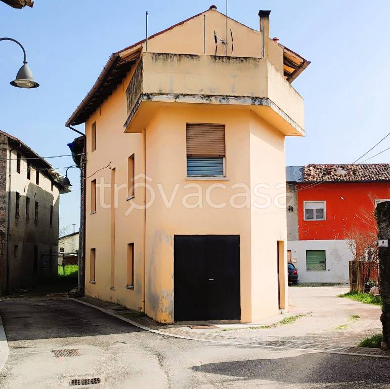 casa indipendente in vendita a Mortegliano