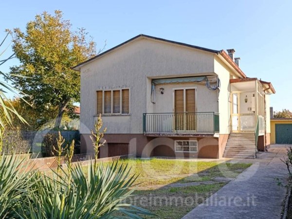 casa indipendente in vendita a Mortegliano