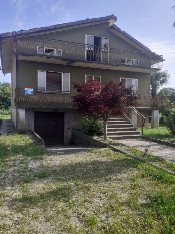 casa indipendente in vendita a Mortegliano