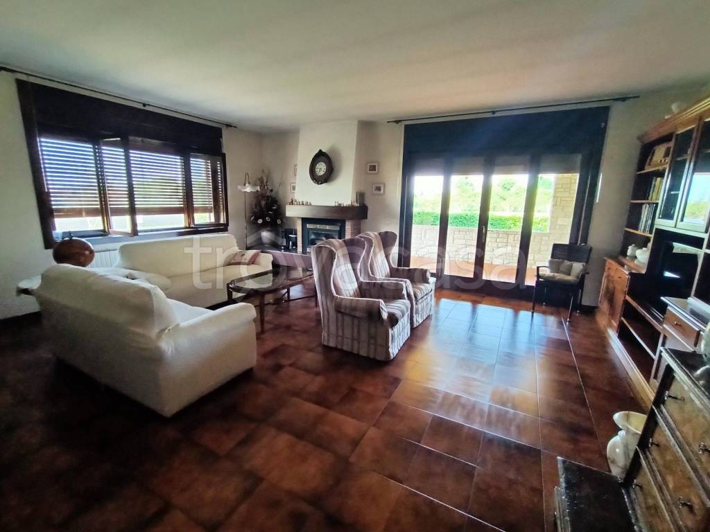 casa indipendente in vendita a Mortegliano in zona Lavariano