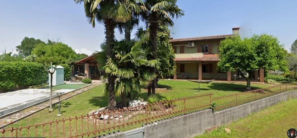 casa indipendente in vendita a Mortegliano in zona Lavariano