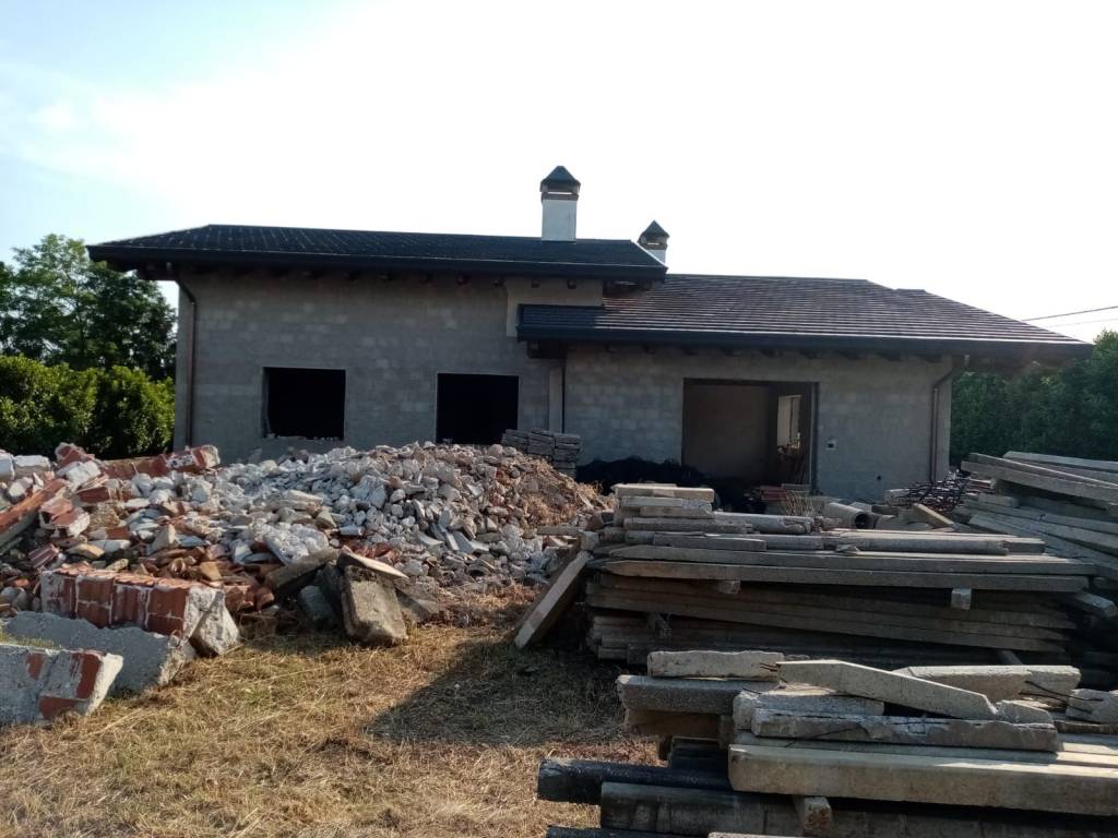 casa indipendente in vendita a Mortegliano