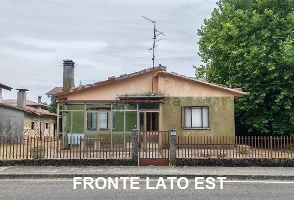 casa indipendente in vendita a Mortegliano