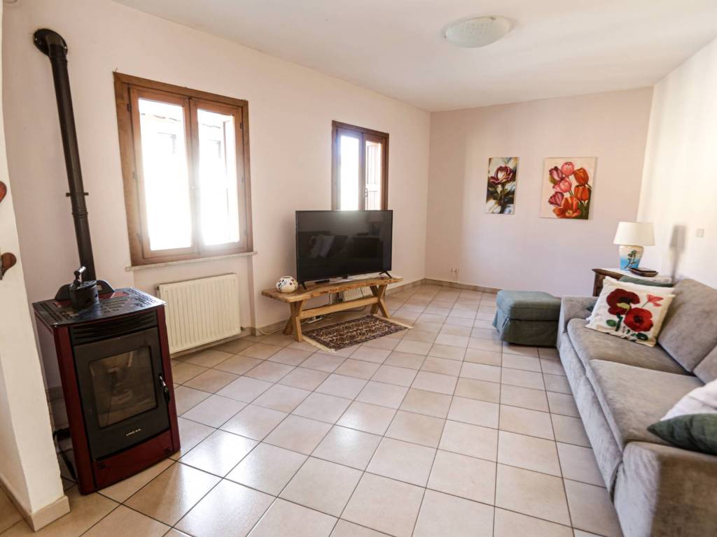 casa indipendente in vendita a Mortegliano