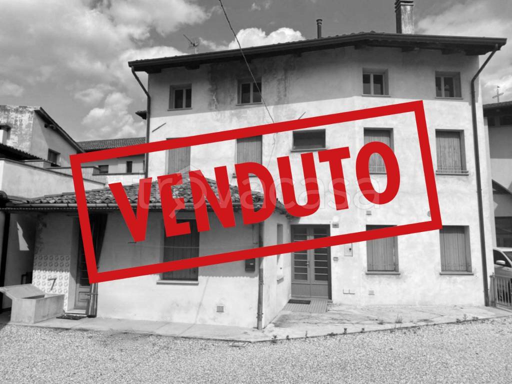 casa indipendente in vendita a Mortegliano