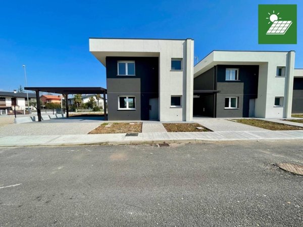 casa indipendente in vendita a Mortegliano