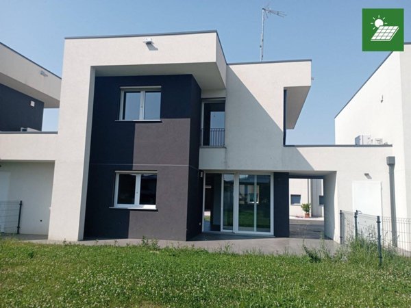 casa indipendente in vendita a Mortegliano