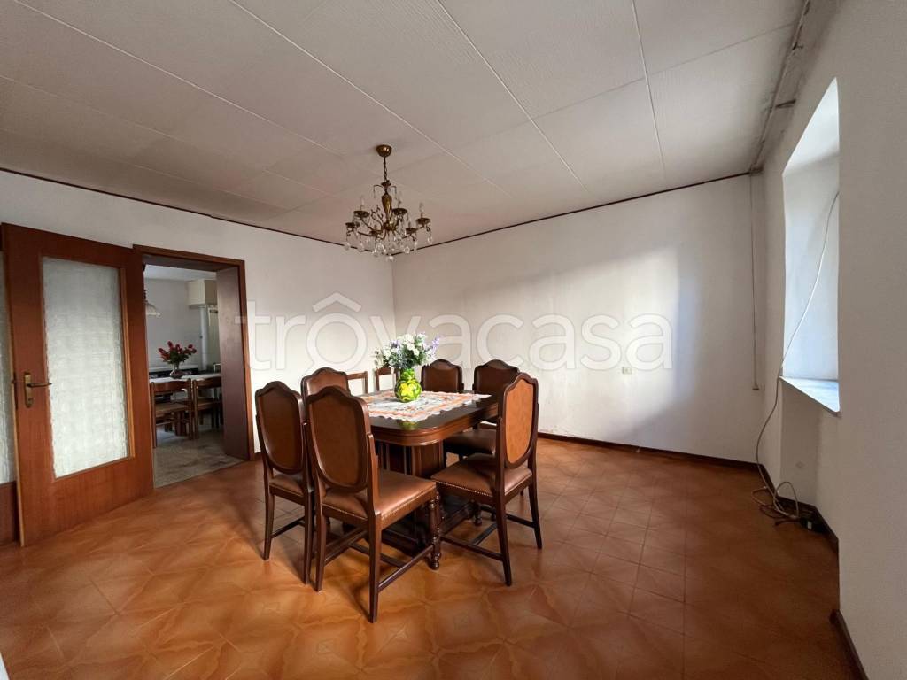casa indipendente in vendita a Mortegliano in zona Lavariano