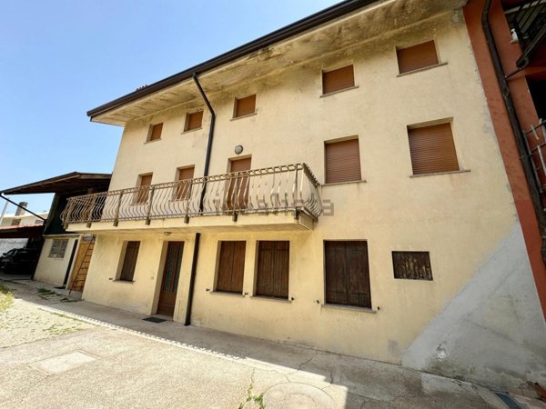 casa indipendente in vendita a Mortegliano