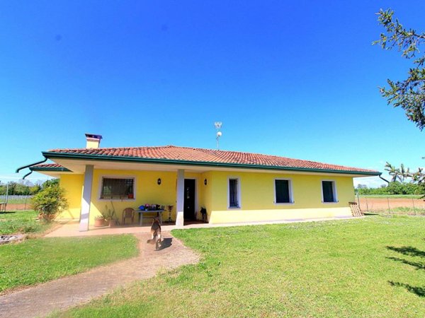 casa indipendente in vendita a Mortegliano