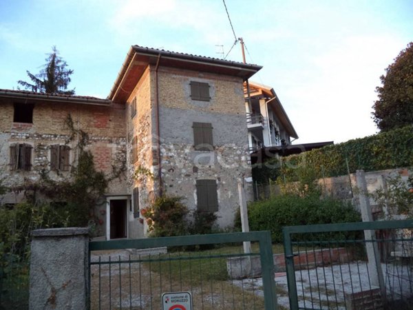 casa indipendente in vendita a Moruzzo