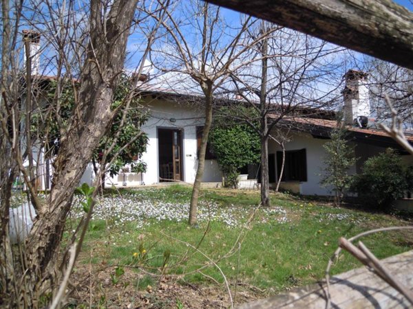 casa indipendente in vendita a Moruzzo