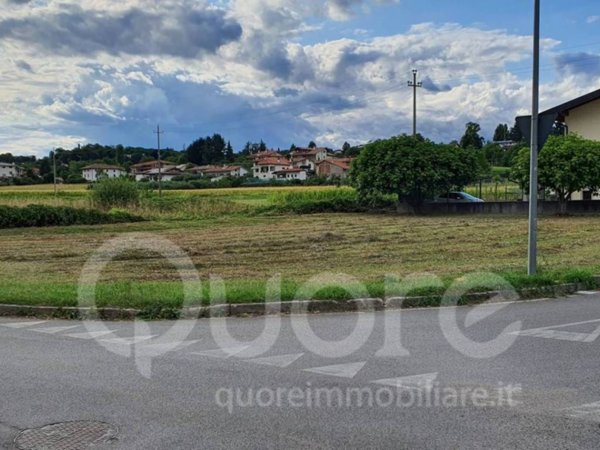 bifamiliare in vendita a Moruzzo in zona Brazzacco