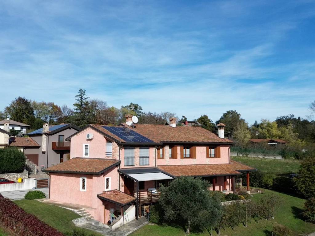 casa indipendente in vendita a Moruzzo
