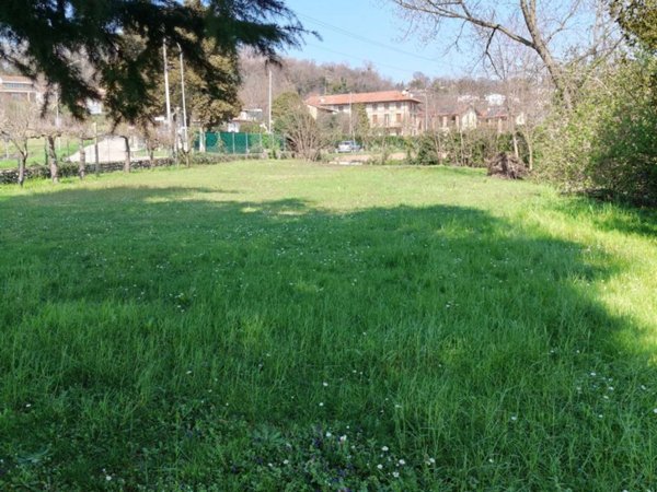 terreno edificabile in vendita a Moruzzo