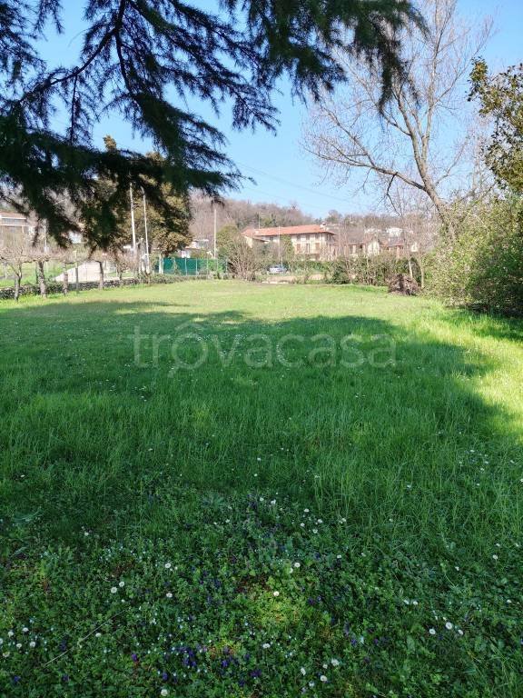 terreno edificabile in vendita a Moruzzo