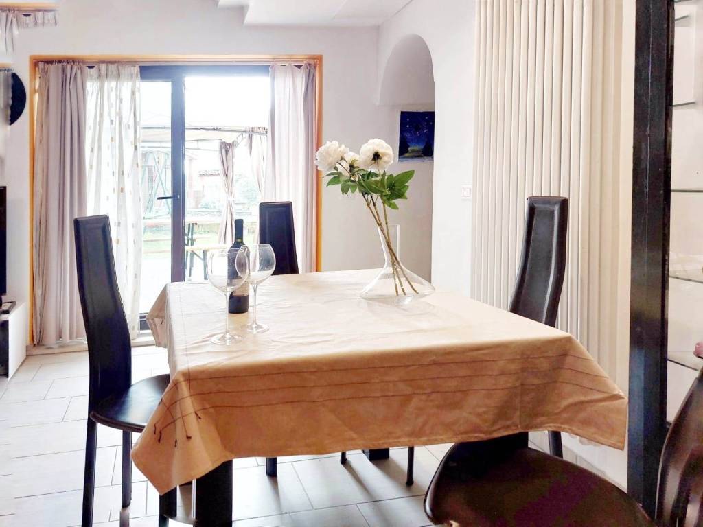 casa indipendente in vendita a Moruzzo in zona Brazzacco