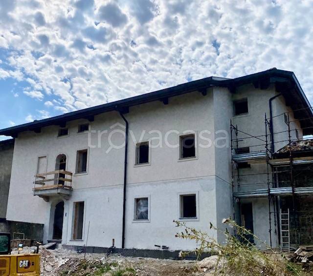 appartamento in vendita a Moruzzo in zona Alnicco