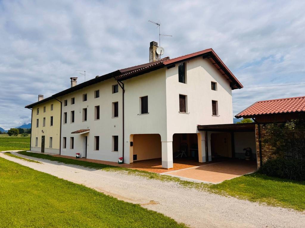 casa indipendente in vendita a Moruzzo