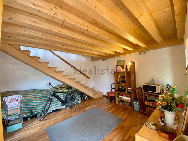 appartamento in vendita a Moruzzo in zona Alnicco