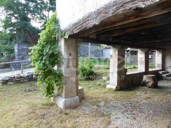 casa indipendente in vendita a Moruzzo