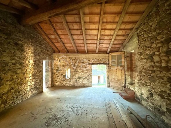 casa indipendente in vendita a Moruzzo