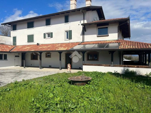 casa indipendente in vendita a Moruzzo