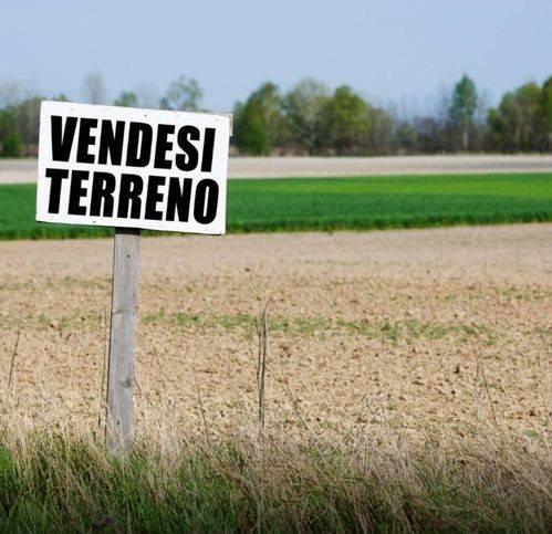 terreno edificabile in vendita a Moruzzo in zona Alnicco