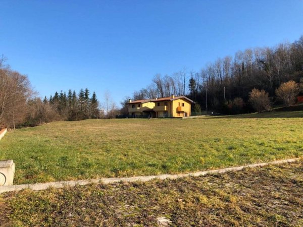 terreno agricolo in vendita a Moruzzo