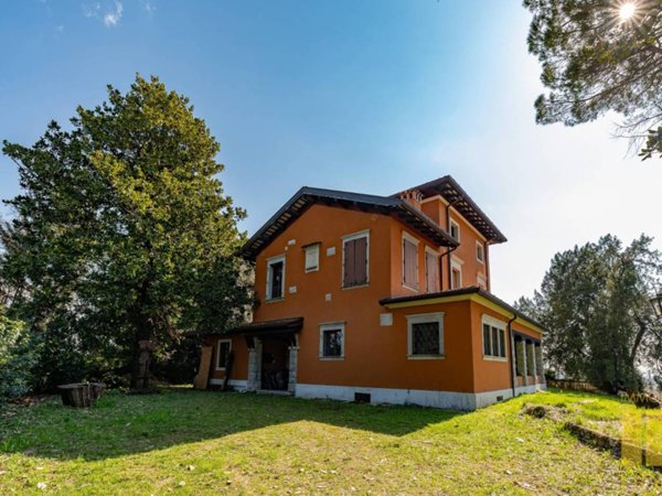 casa indipendente in vendita a Moruzzo in zona Alnicco