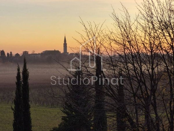 casa indipendente in vendita a Moruzzo in zona Brazzacco