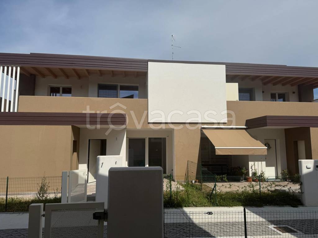 appartamento in vendita a Moruzzo in zona Brazzacco