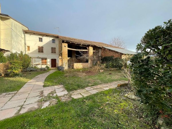 casa indipendente in vendita a Muzzana del Turgnano in zona Casali Franceschinis