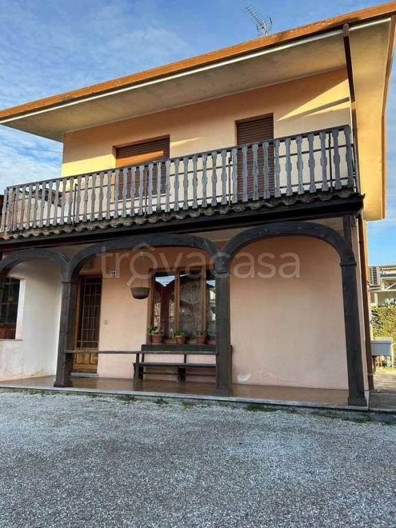 casa indipendente in vendita a Muzzana del Turgnano
