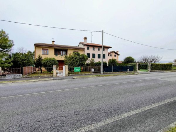 casa indipendente in vendita a Muzzana del Turgnano