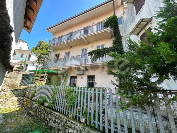 casa indipendente in vendita a Nimis in zona Monteprato