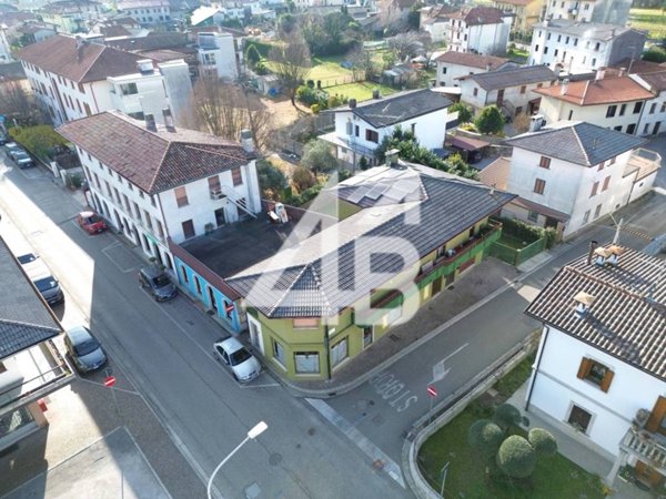 intera palazzina in vendita a Nimis