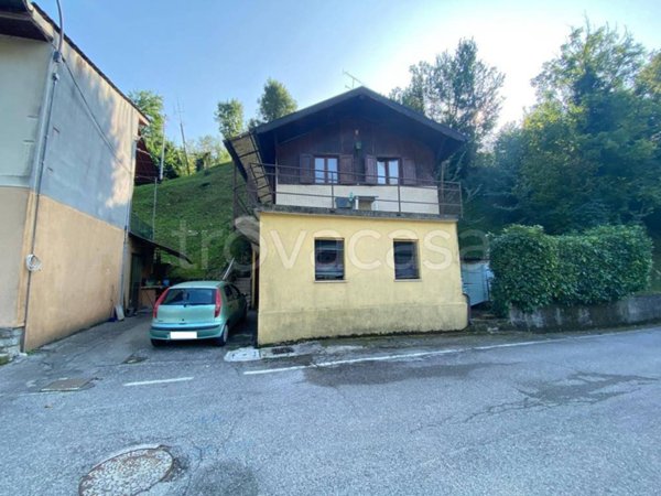 casa indipendente in vendita a Nimis in zona Cergneu