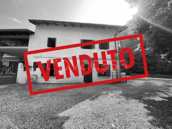 casa indipendente in vendita a Nimis