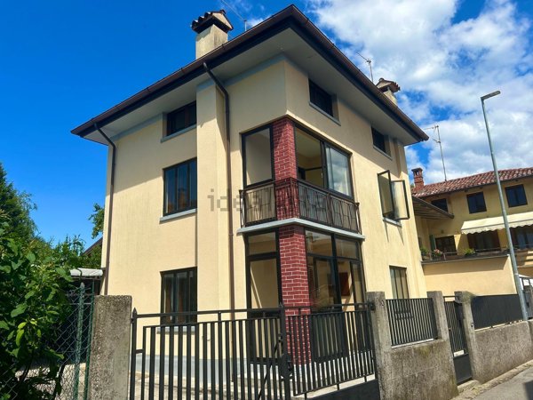 casa indipendente in vendita a Nimis
