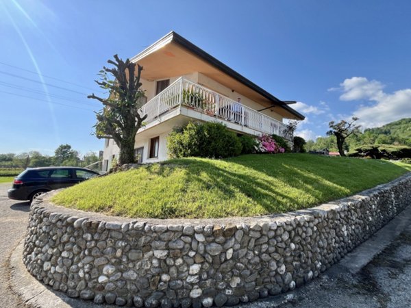 casa indipendente in vendita a Nimis