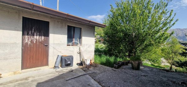 appartamento in vendita a Nimis in zona Chialminis