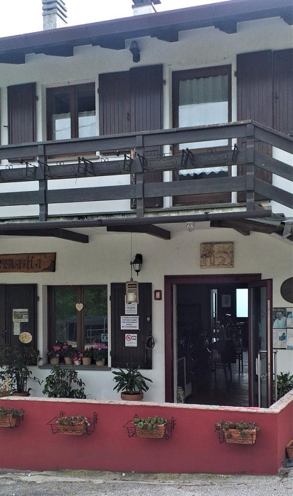 appartamento in vendita a Nimis in zona Chialminis