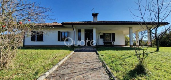 casa indipendente in vendita a Nimis