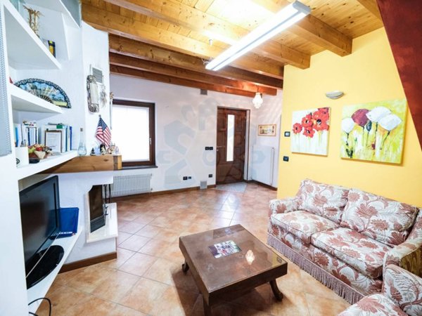 casa indipendente in vendita a Nimis