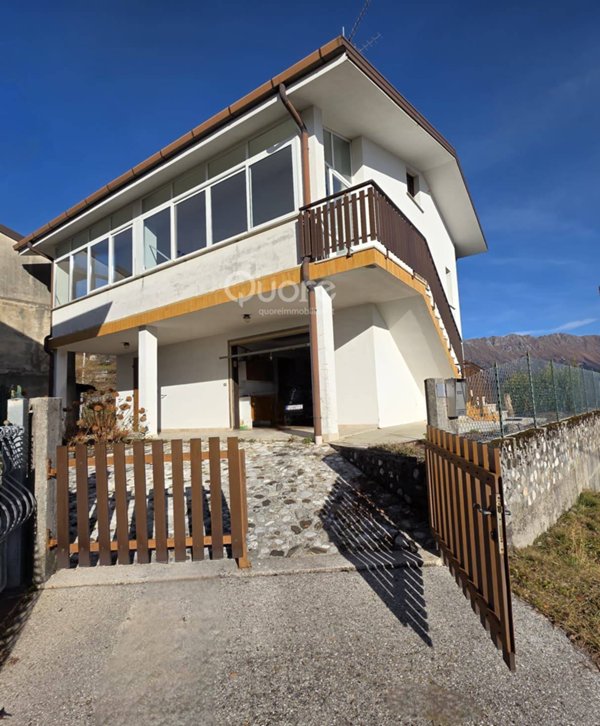 casa indipendente in vendita a Nimis in zona Chialminis