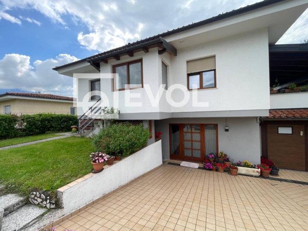 casa indipendente in vendita ad Osoppo